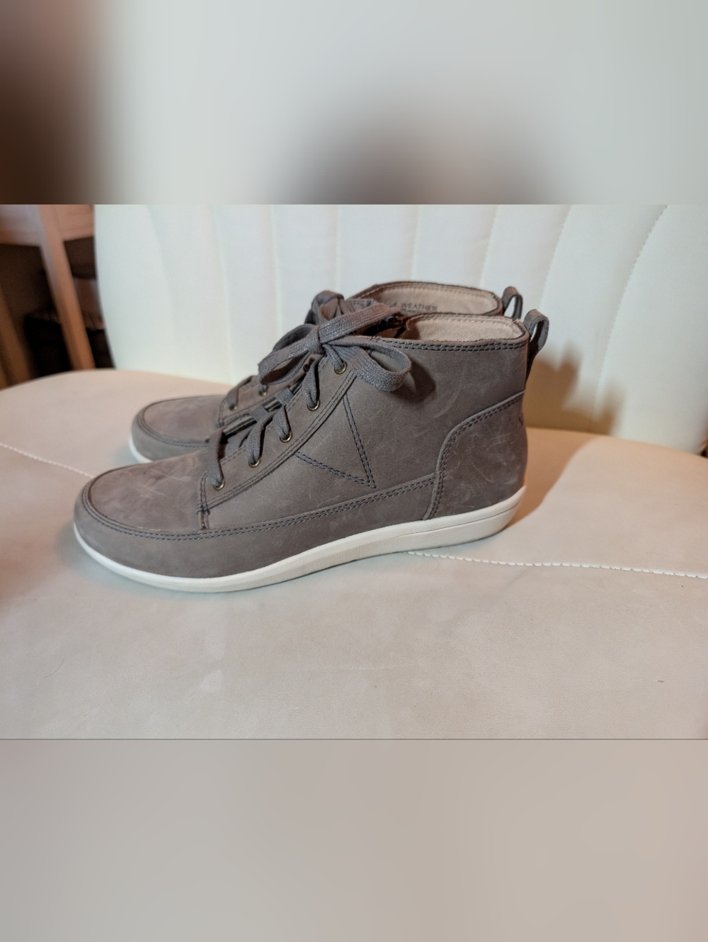 Vionic Women's Magnolia Shawna High Top Booties Lace Up Sneakers Size 9